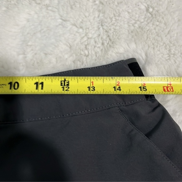 The North face paramount shorts - Picture 12 of 12